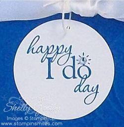 Alison_Invite_Tag_Close_Up